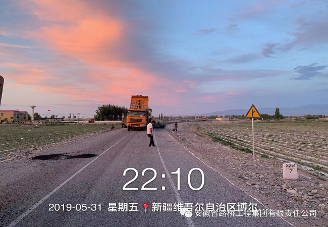 路桥集团新疆精河X214项目顺遂完工