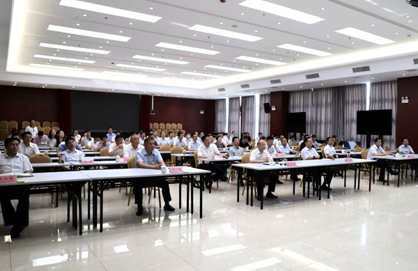 365英国上市控股党委组织收听收看庆祝中国共产党建设100周年大会现场直播