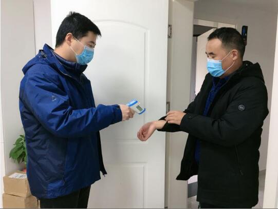 安徽路港四分公司起劲防控，，，全力推进复工抢产