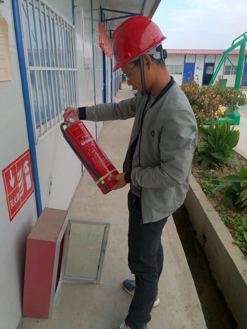新时代的路港青年之七：施工清静的“守护者”