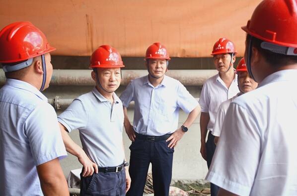 集团公司党委书记、董事长赵时运到安徽路桥公司S456项目调研指导灾后重365英国上市作