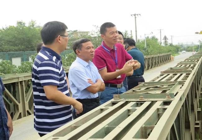安徽省交通运输厅总工程师章后忠调研路桥集团芜合改扩建三标项目