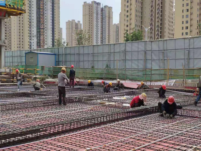 安徽一建珑熙庄园项目部喜获北京城房2020年度“优异项目部”称呼