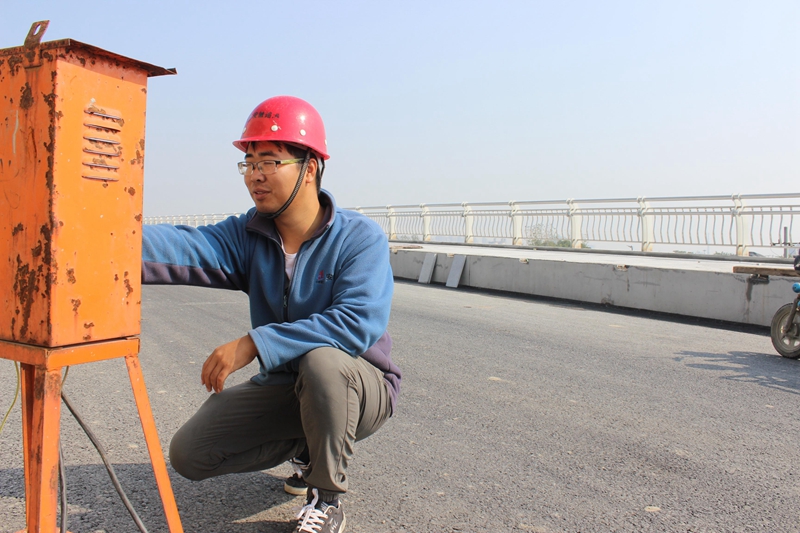 新时代的路港青年之七：施工清静的“守护者”