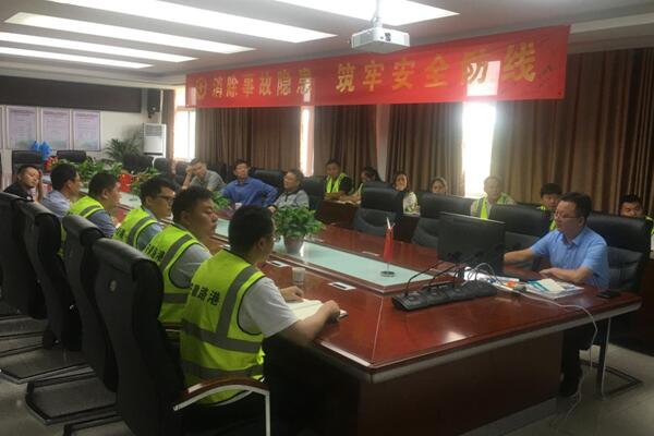 股份公司董事长王厚良一行赴安徽路港无岳高速05标等项目调研指导