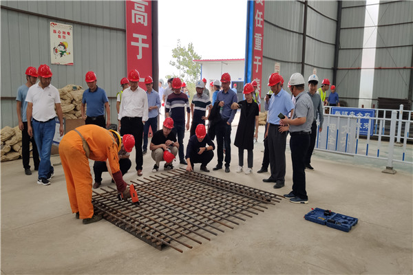 省港投公司2020年水运工程建设“质量月”现场会在灵璧船闸项目顺遂召开