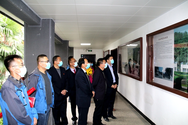 【安徽路桥党史学习教育在行动】路面公司党总支开展党史学习教育主题党日活动