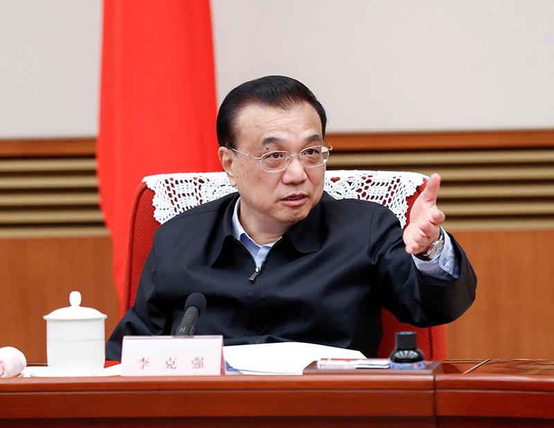 李克强主持召开中央应对新型冠状病毒熏染肺炎疫情事情向导小组聚会