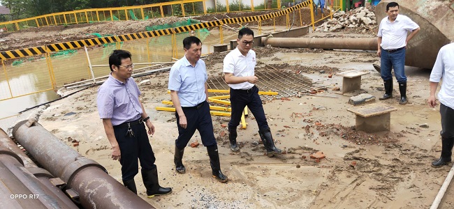 望江县委书记李跃云赴路桥集团G347安九二期PPP项目检查指导防汛事情