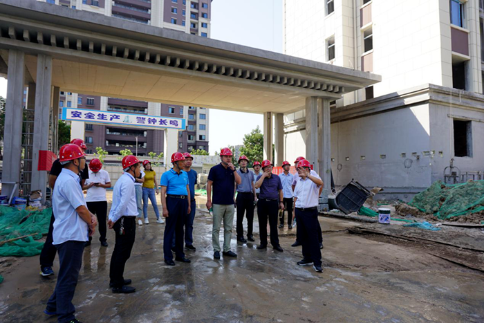 365英国上市控股工会副主席李世龙一行莅临安建地产沛县公司指导事情
