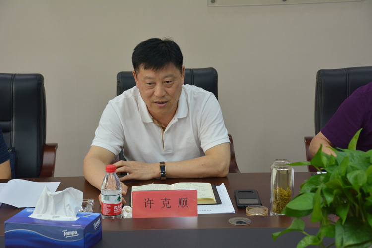 股份公司党委副书记、总司理许克顺一行赴安徽三建厦门区域市场调研