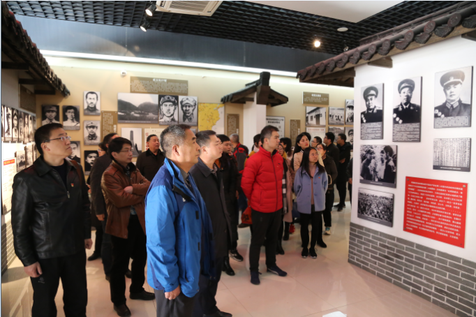安徽路港向导班子成员赴霍山县开展革命古板教育