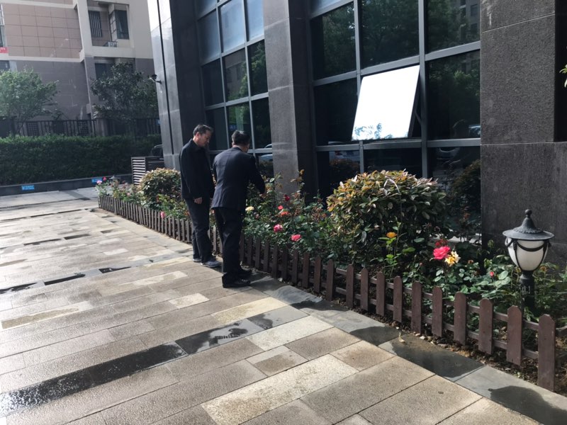 安建物业：刷新绿化，，，，，，起劲提升服务品质