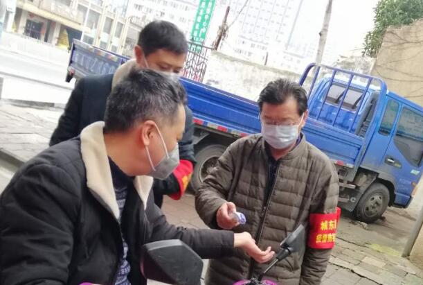 勇继续 做楷模 安徽路港公司党员加入社区疫情防控自愿服务