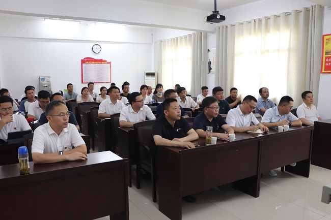 【奋斗百年路 启航新征程】路桥集团二分公司党总支赴湖南长沙、韶山开展主题党日活动
