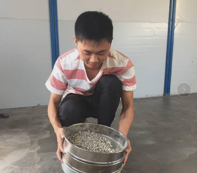 新时代的路港青年之六：青春立功新时代 精益求精铸匠心
