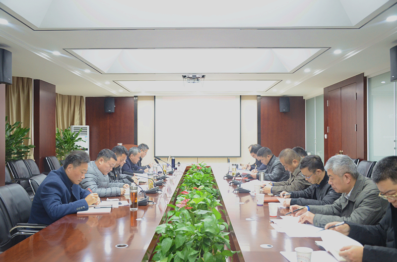 安建建材党委组织学习《中国共产党支部事情条例（试行）》