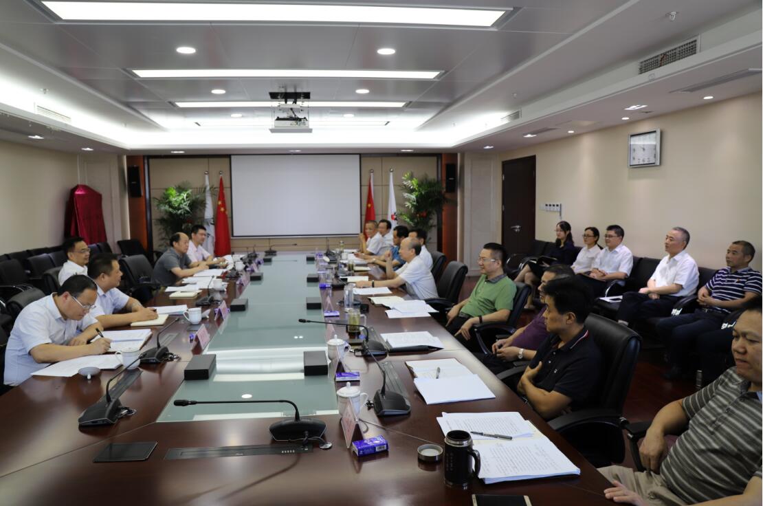 省国资委党委副书记、副主任项小龙一行赴365英国上市控股检查评估巡视整改事情