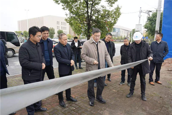 潜山市市长梅耐雪一行深入潜山高铁场站配套PPP项目督导工程施工建设事情