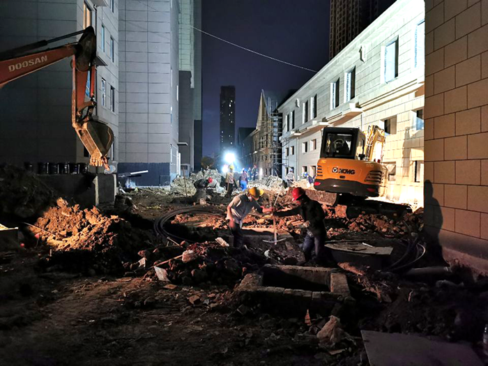 安建地产阜阳公司：不分朝夕，，，，，，分秒必争，，，，，，开足马力决胜整年目的