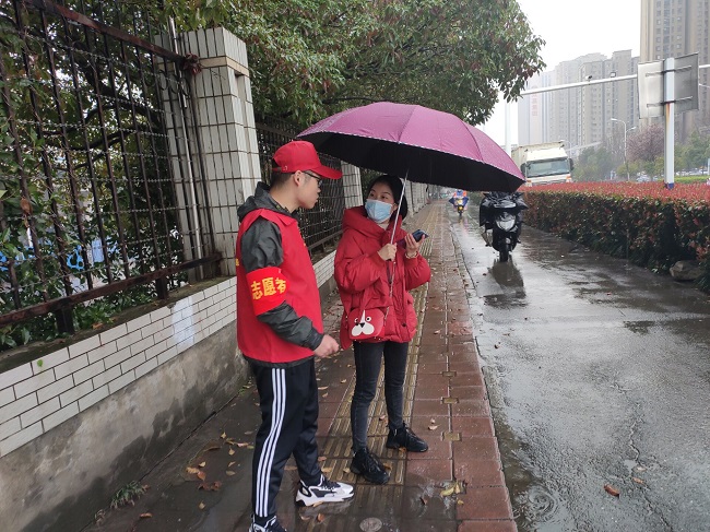 弘扬雷锋精神  自愿文明出行——路桥集团装备租赁公司组织主题团日活动