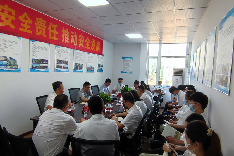 股份公司财务总监徐亮到安徽建科驻地试验室宣讲习近平总书记“七一”主要讲话精神