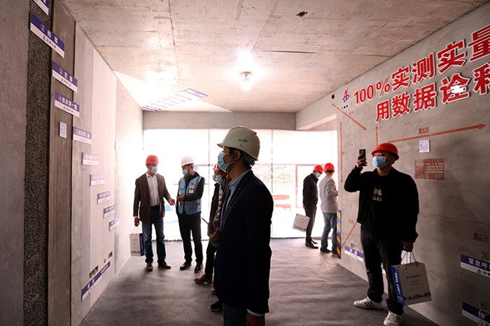 安庆市修建施工质量清静标准化工地现场观摩会在安徽三建置地·天玺项目举行 