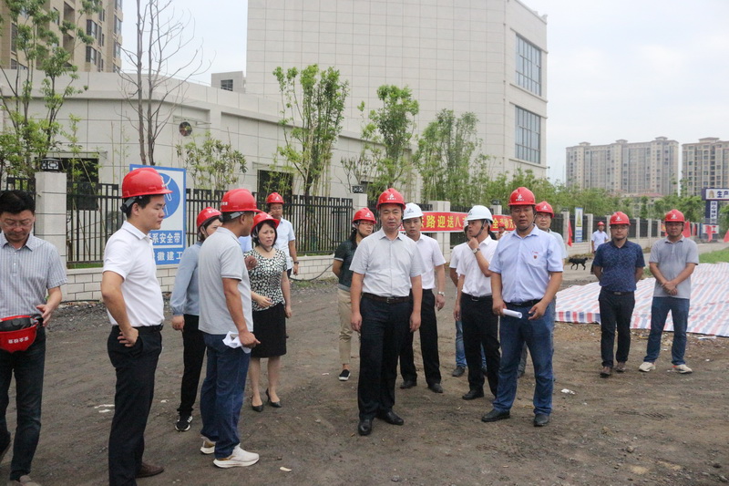 固镇县委书记吴永彬赴安建投资固镇县PPP项目火车站旧址修缮工程调研