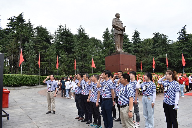 【奋斗百年路 启航新征程】路桥集团三分公司赴湖南开展主题党日活动