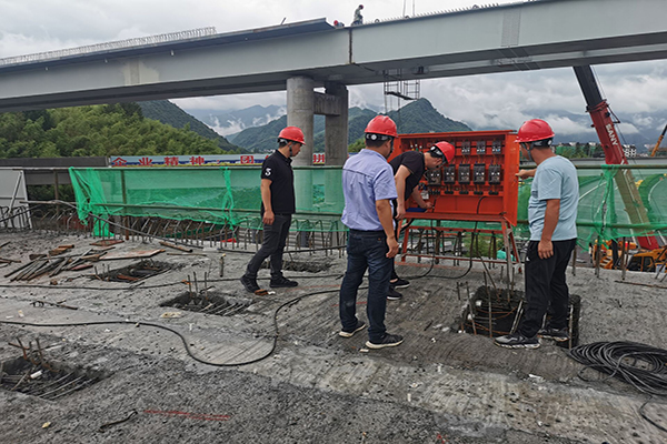 安徽路港“庆祝建党100周年”系列报道7：我为群众办实事，，，，，，端午佳节“粽”暖心