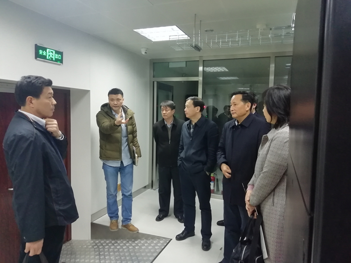 省港航集团党委副书记刘力一行来我集团调研学习信息化事情