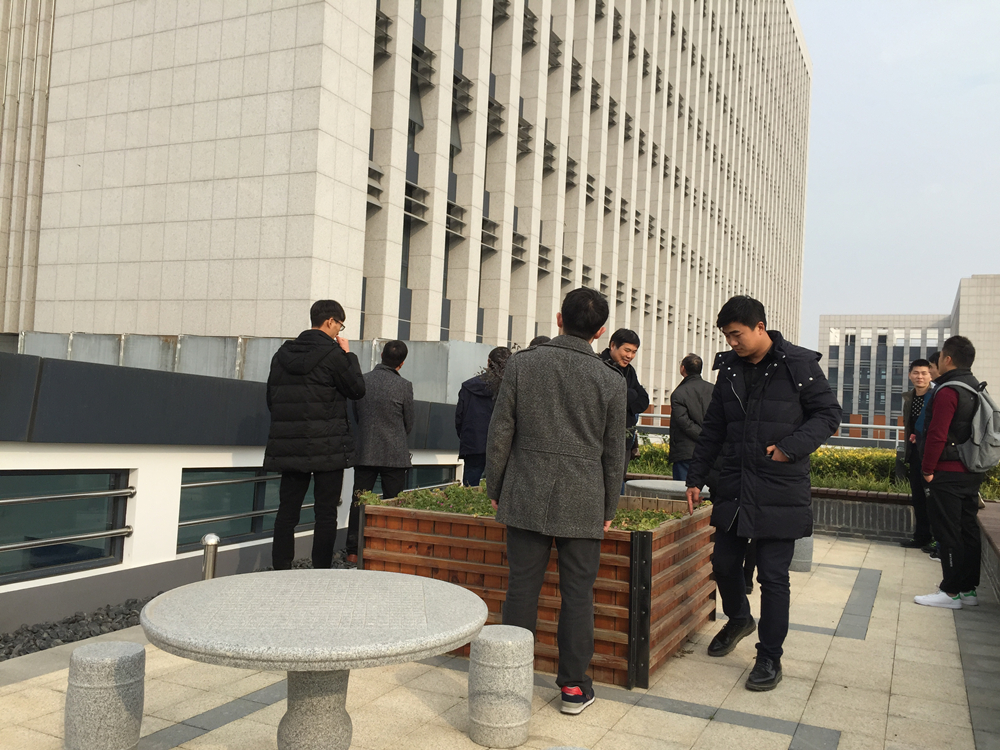 安建建设公司组织观摩鲁班奖工程暨召开11月份手艺质量事情会
