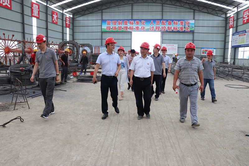 机关第三党支部与安徽路港第一分公司党支部配合开展庆“七一”联合党日活动