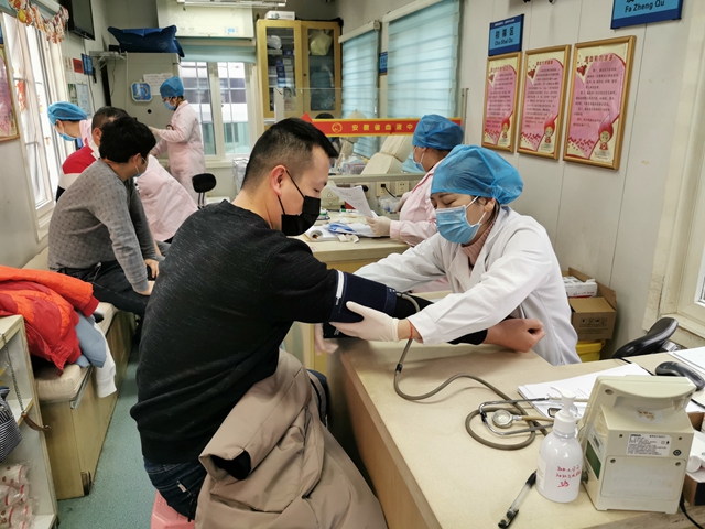 企业刷新营生长  服务青年建新功