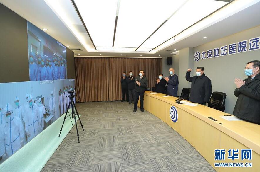 习近平:坚决打赢疫情防控的人民战争总体战阻击战