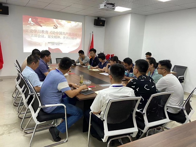 【奋斗百年路 启航新征程】路桥集团五分公司开展《论中国共产党历史》专题学习钻研