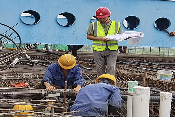 安徽路港“学史崇德，，，，，，践行我的单位观”系列报道3：攻克手艺难关 发挥路港精神