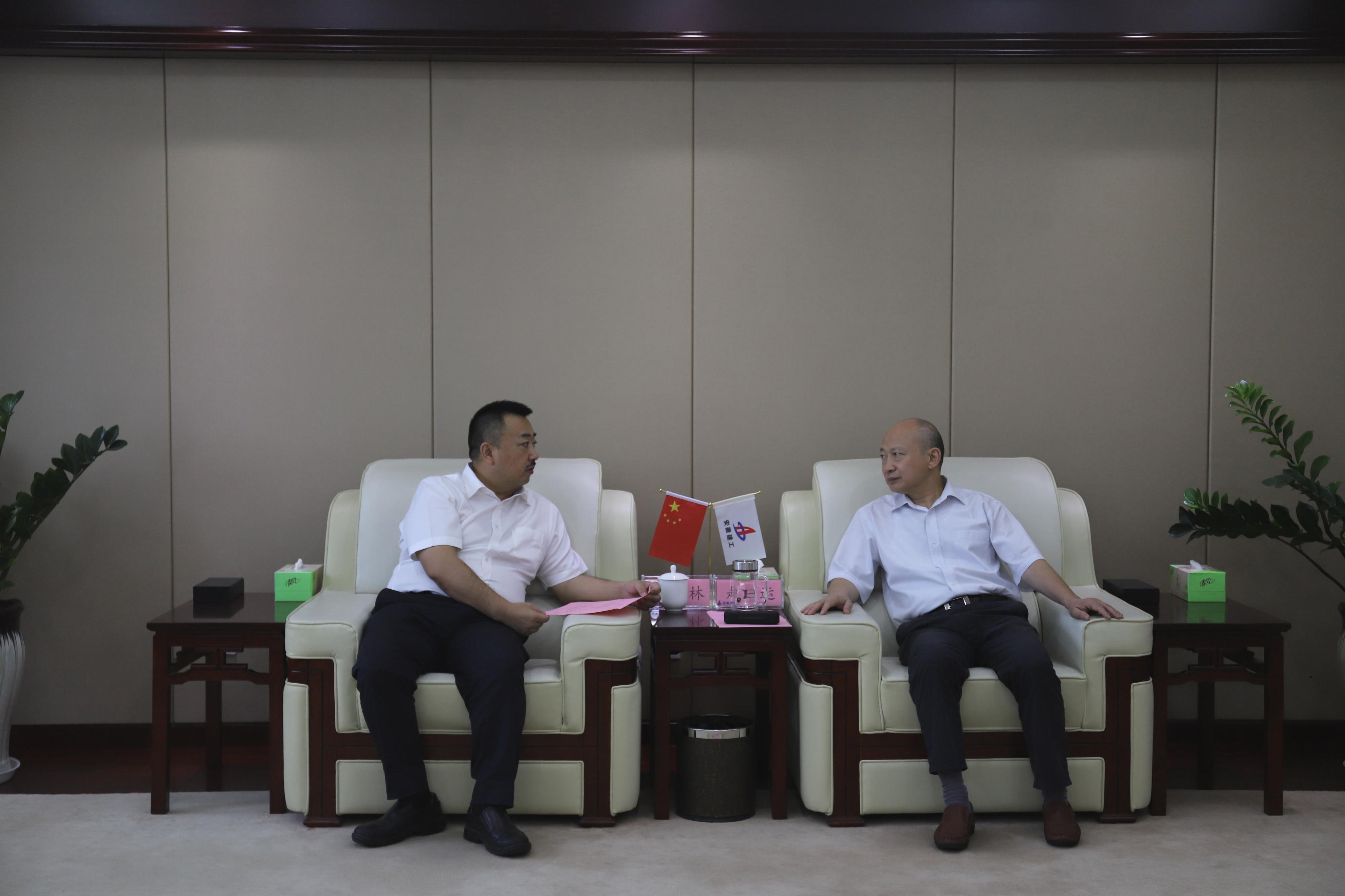 赵时运会见中国修建（上海）总部副主任徐建林一行