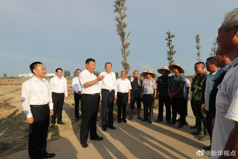 习近平探望慰问安徽受灾群众：这是我一直悬念的事