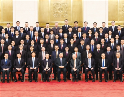 习近平在会见探月工程嫦娥五号使命参研参试职员代表并旅行月球样品和探月工程效果展览时强调