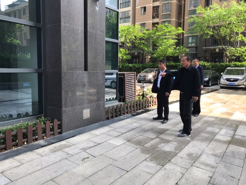 安建物业：刷新绿化，，，，，，起劲提升服务品质