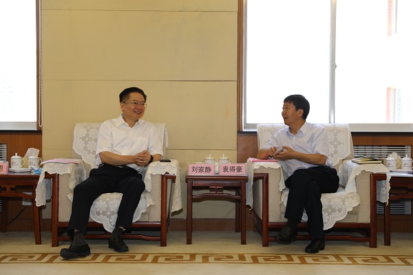 刘家静带队会见甘肃省公航旅集团