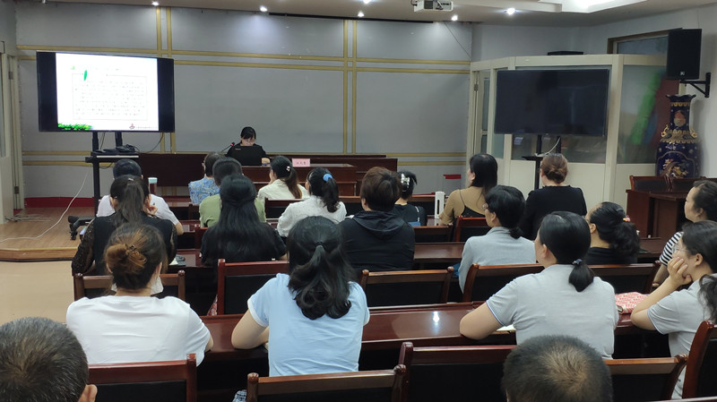 【女工事情】安徽建机公司工会女工委组织开展维权知识讲座