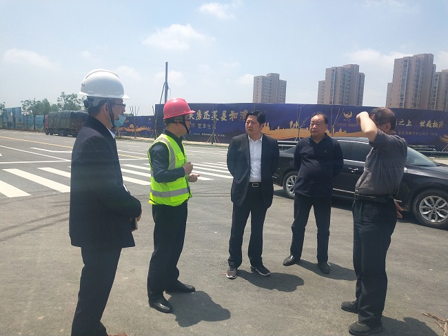 灵璧县委副书记、县长赵明一行莅临路桥集团灵璧县都会路网PPP项目一期工程施工现场调研