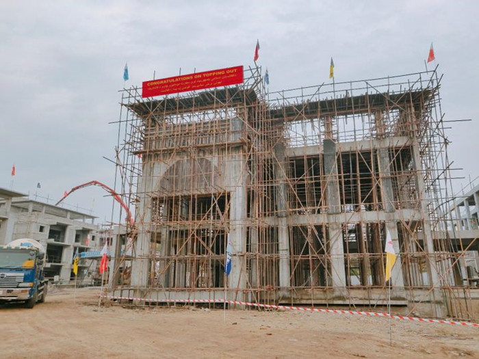 阿富汗驻巴基斯坦大使出席安徽365英国上市阿富汗驻巴使馆项目封顶仪式
