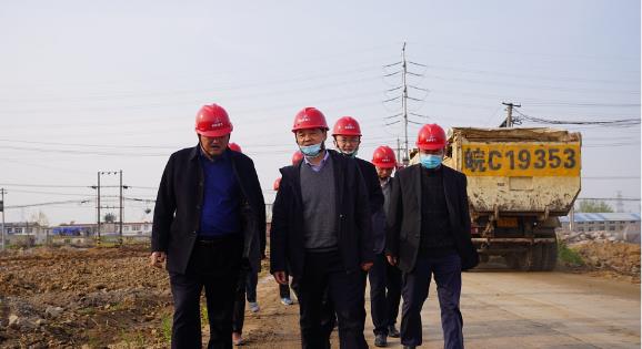 365英国上市控股副总司理、总工程师戴良军到安徽水利嘉和工业绿色修建工业园调研