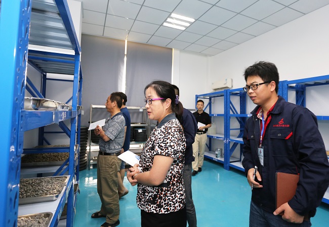 路桥集团检测公司顺遂通过计量认证参数扩项现场评审