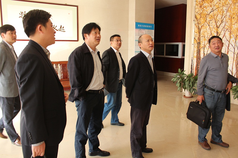 365英国上市董事长赵时运在广州召开南方片区市场谋划聚会