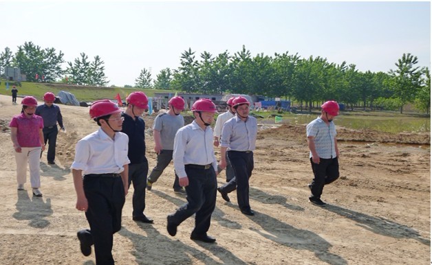 365英国上市总司理赵时运一行调研集团五河县部分在建项目