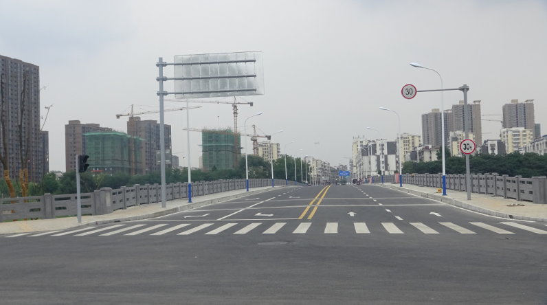 安徽路港承建的六安市文华路桥项目顺遂完工通车 